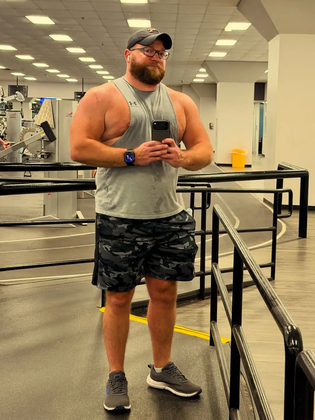 16 Gym Outfits for Big Guys Just Getting Started 2 Gym outfits for big men