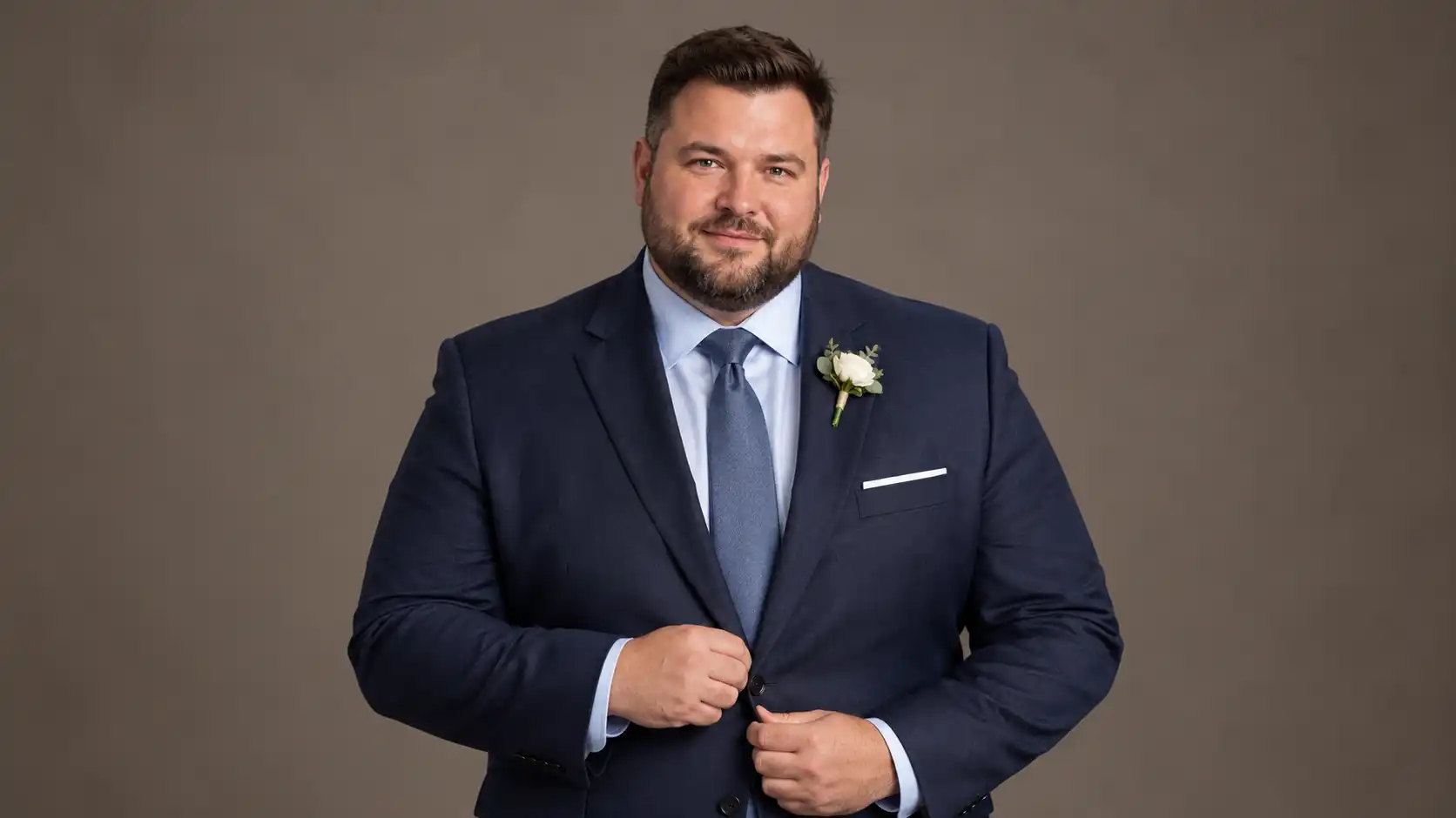 How to Pick the Right Suit Color as a Bigger Groom