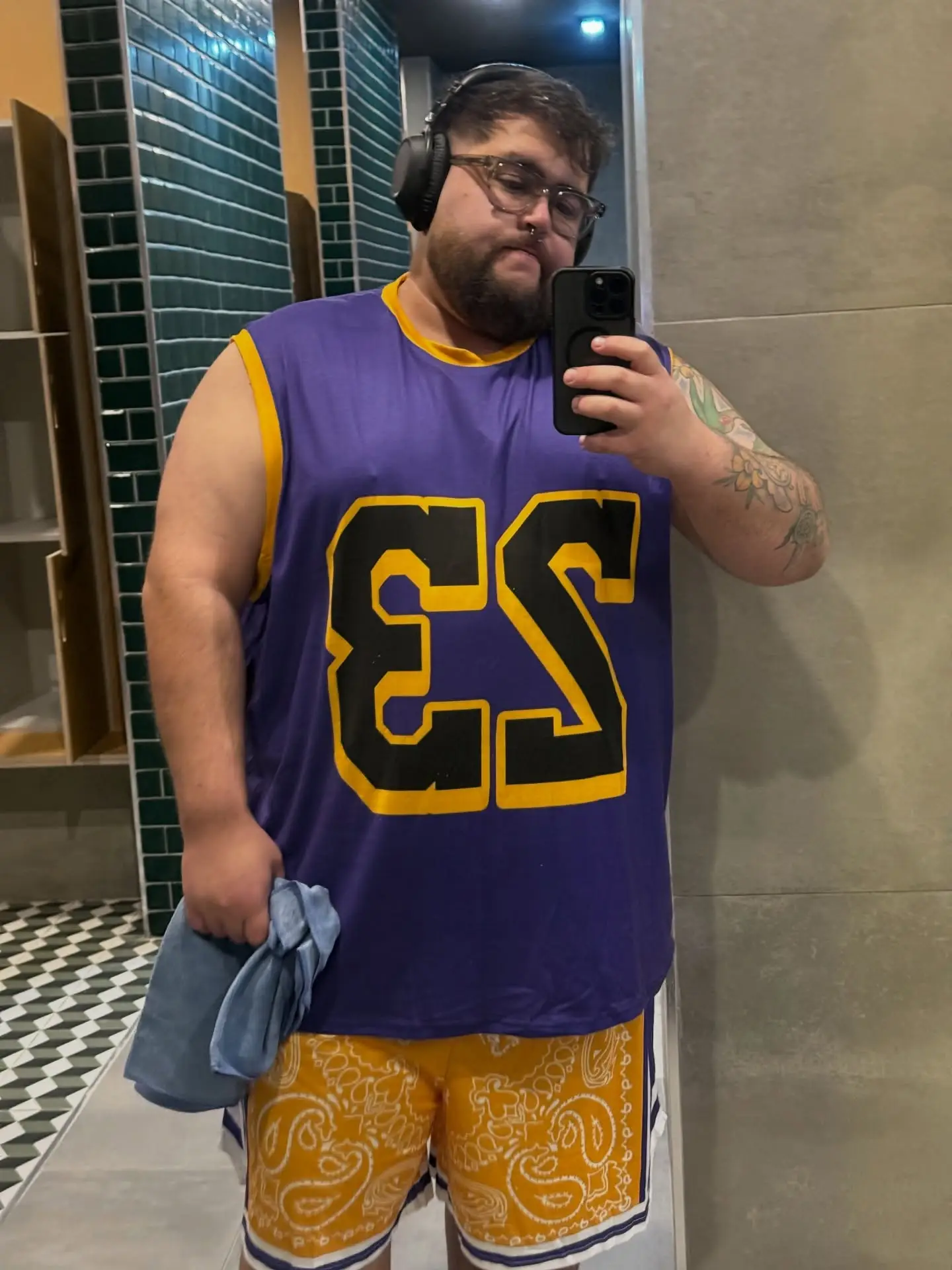 16 Gym Outfits for Big Guys Just Getting Started 7 Workout clothes for big men