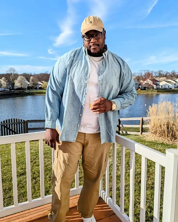 An Open Chambray Shirt and Khakis for a Sunny Outdoor Birthday