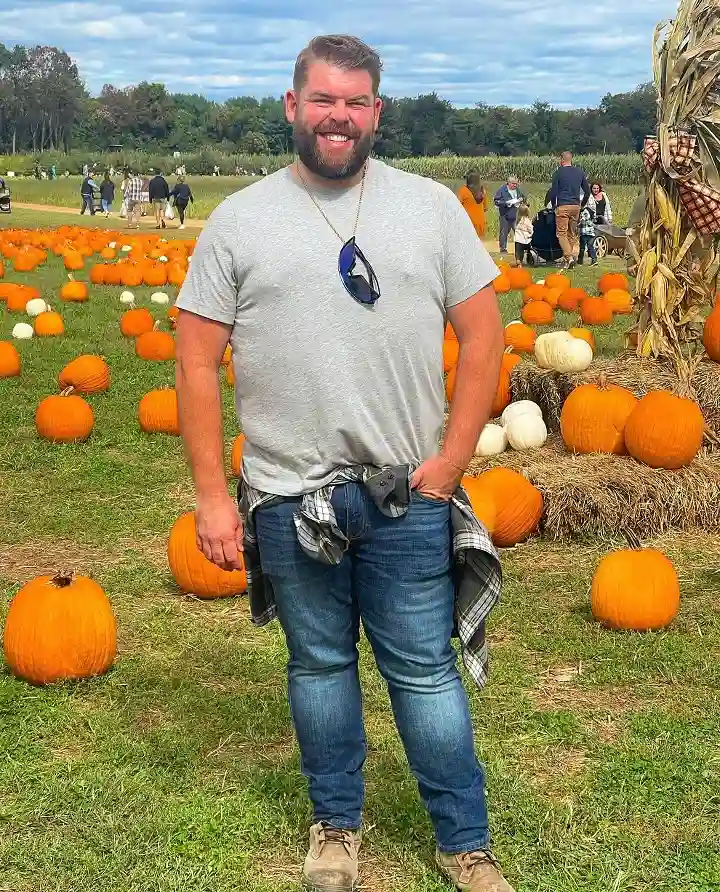 19 Casual Outfits That Actually Fit a Bigger Build 17 casual outfits that fit bigger guys