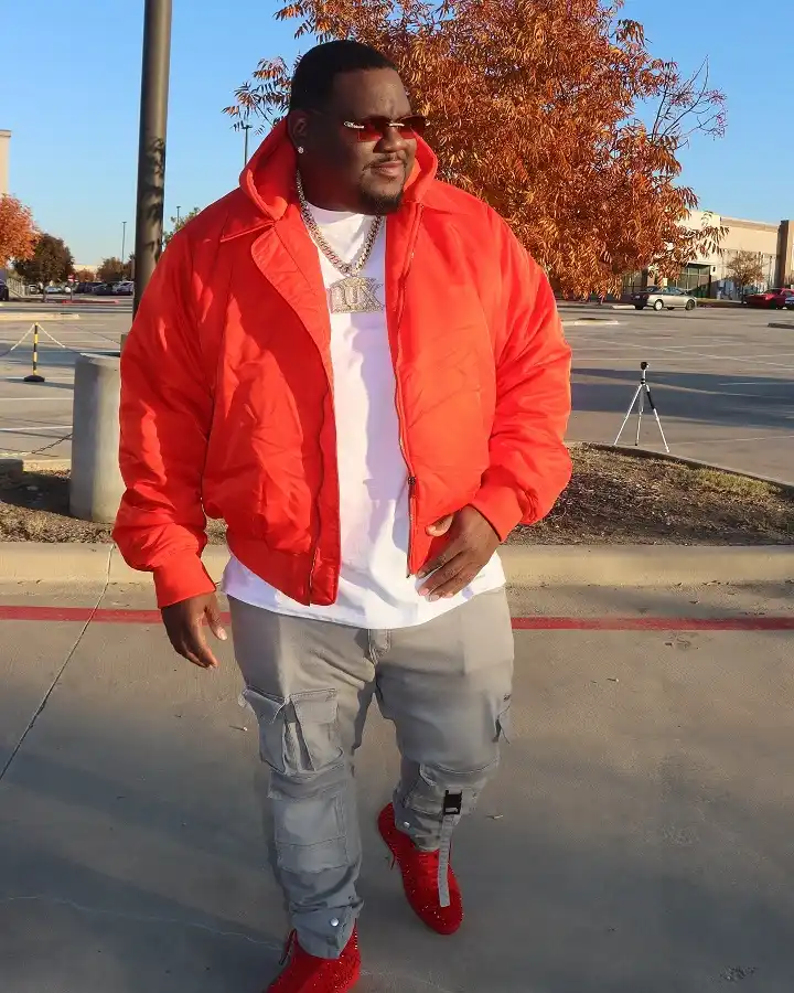 15 Outfit Ideas for Big Guys That Actually Work 15 men big size outfits