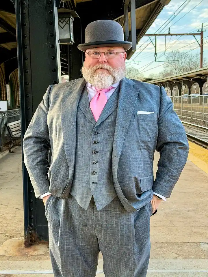plus size groom style